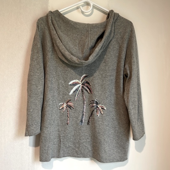 Tommy Bahama Tops - Tommy Bahama lightweight wool three-quarter sleeve V-neck sweater size medium
